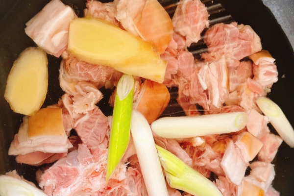 吃羊肉不能吃什么